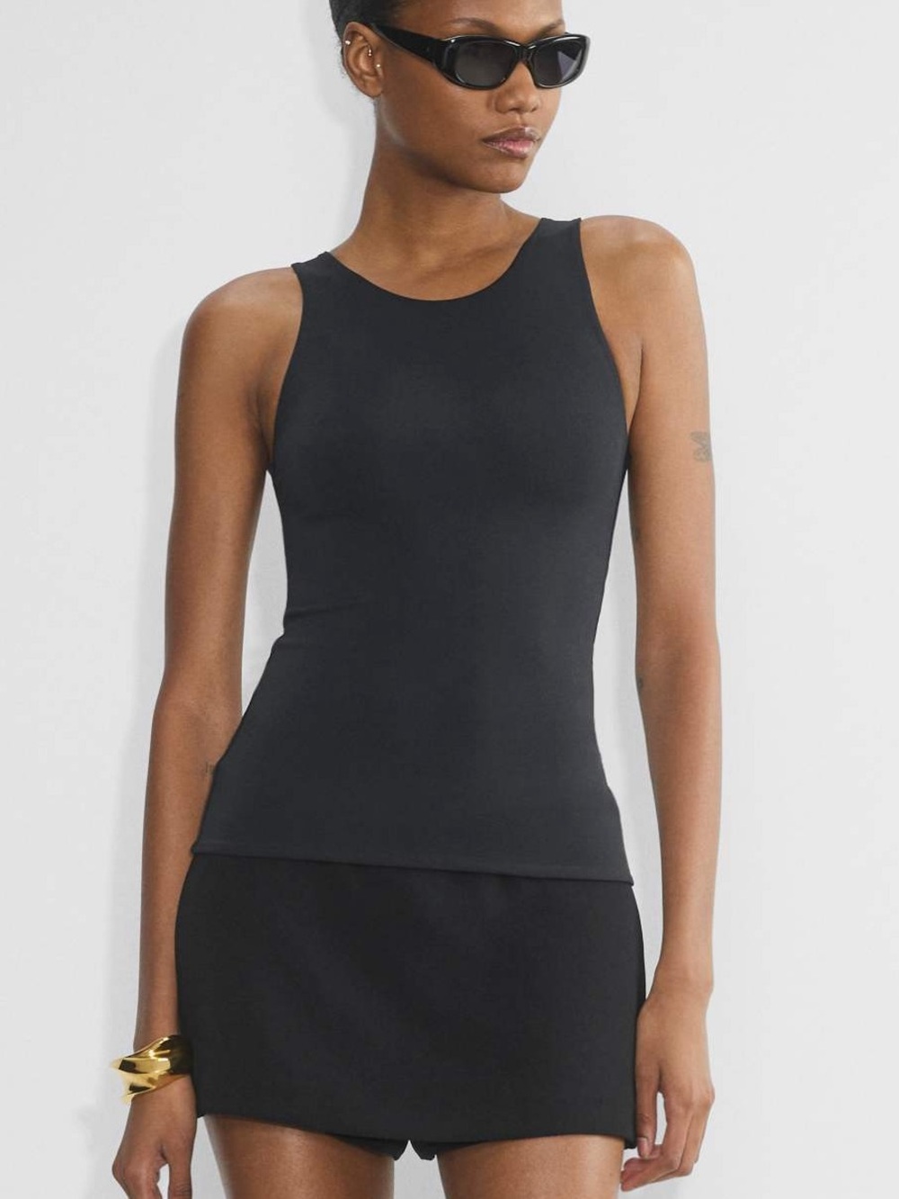 NWT💕 Aritzia Original Contour '90s Tank